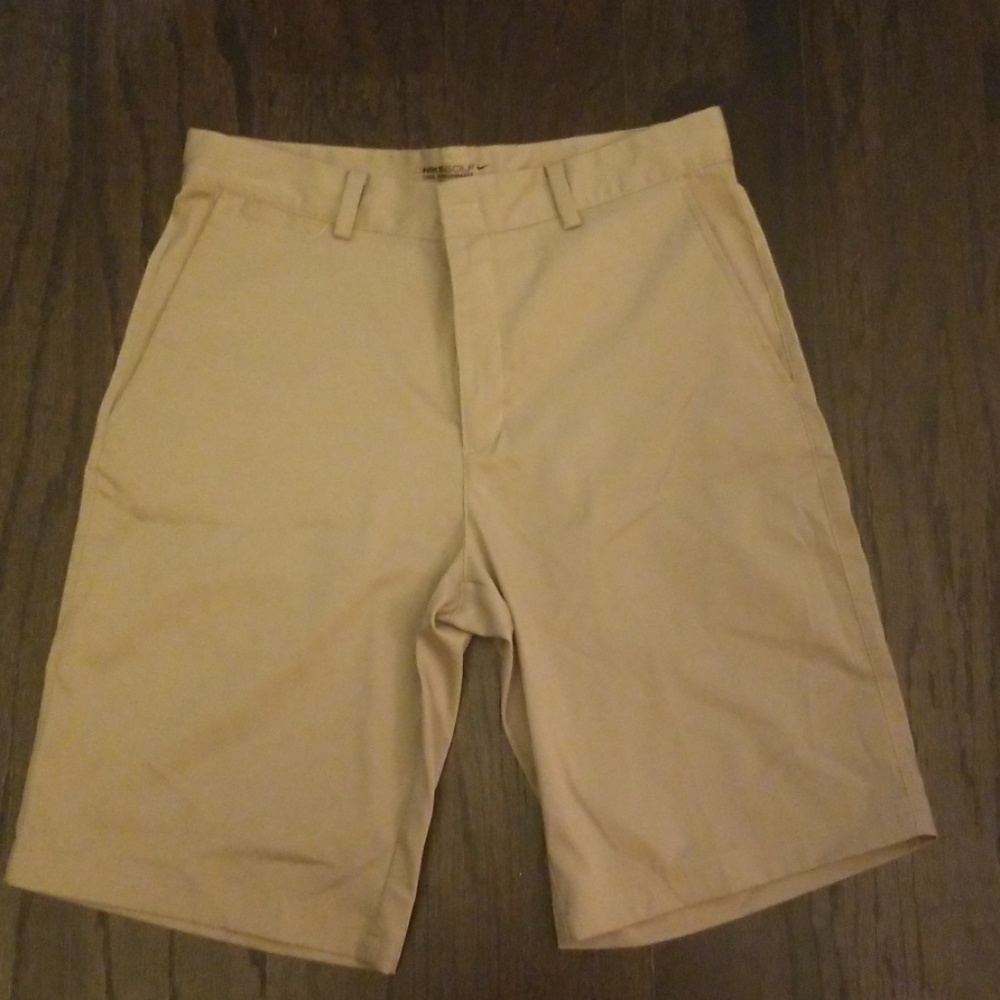 Nike Golf shorts dri fit size 30